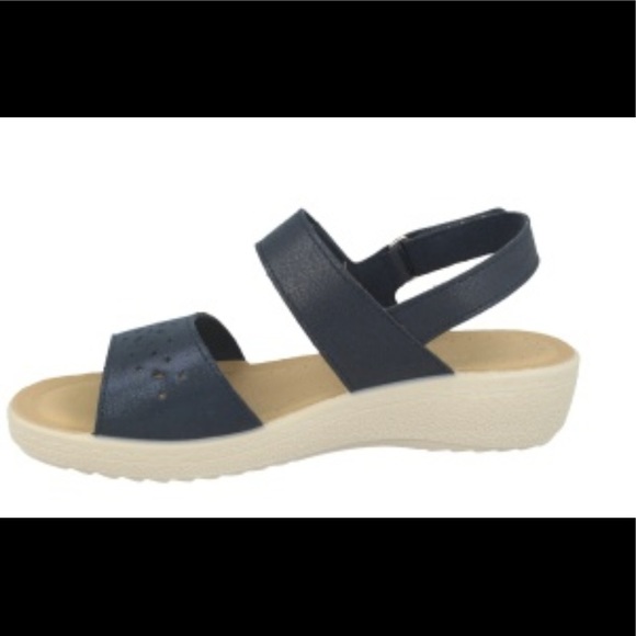 Woman’s Cloth Sandal Beach Wash Shoes Colour Way Blu Size 8.5 (F) - Picture 3 of 4